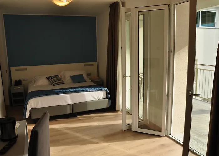 Vischi ホテル ドマーゾ