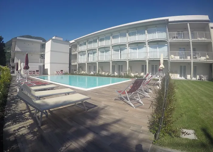 Vischi 3* ドマーゾ