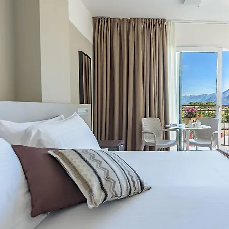 Szálloda Vischi Domaso