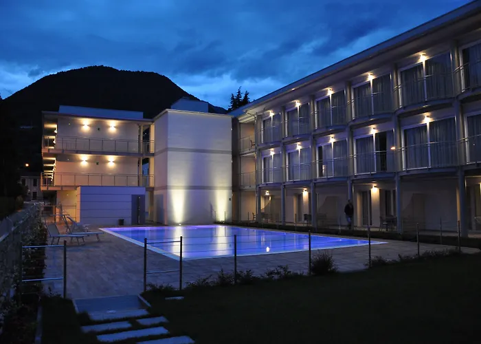 Ξενοδοχείο Vischi 3*