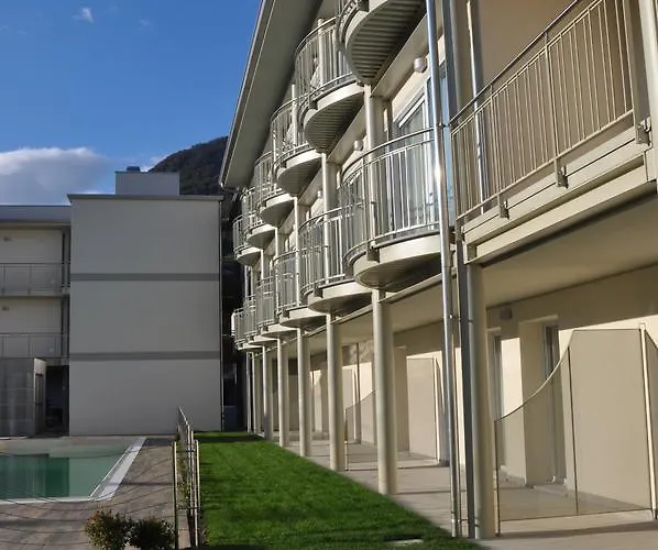 Ξενοδοχείο Vischi 3*