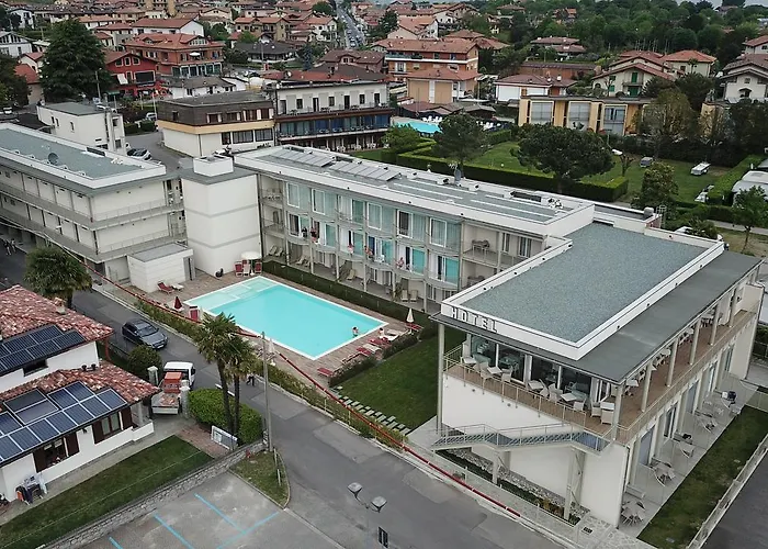 Vischi Ξενοδοχείο 3*